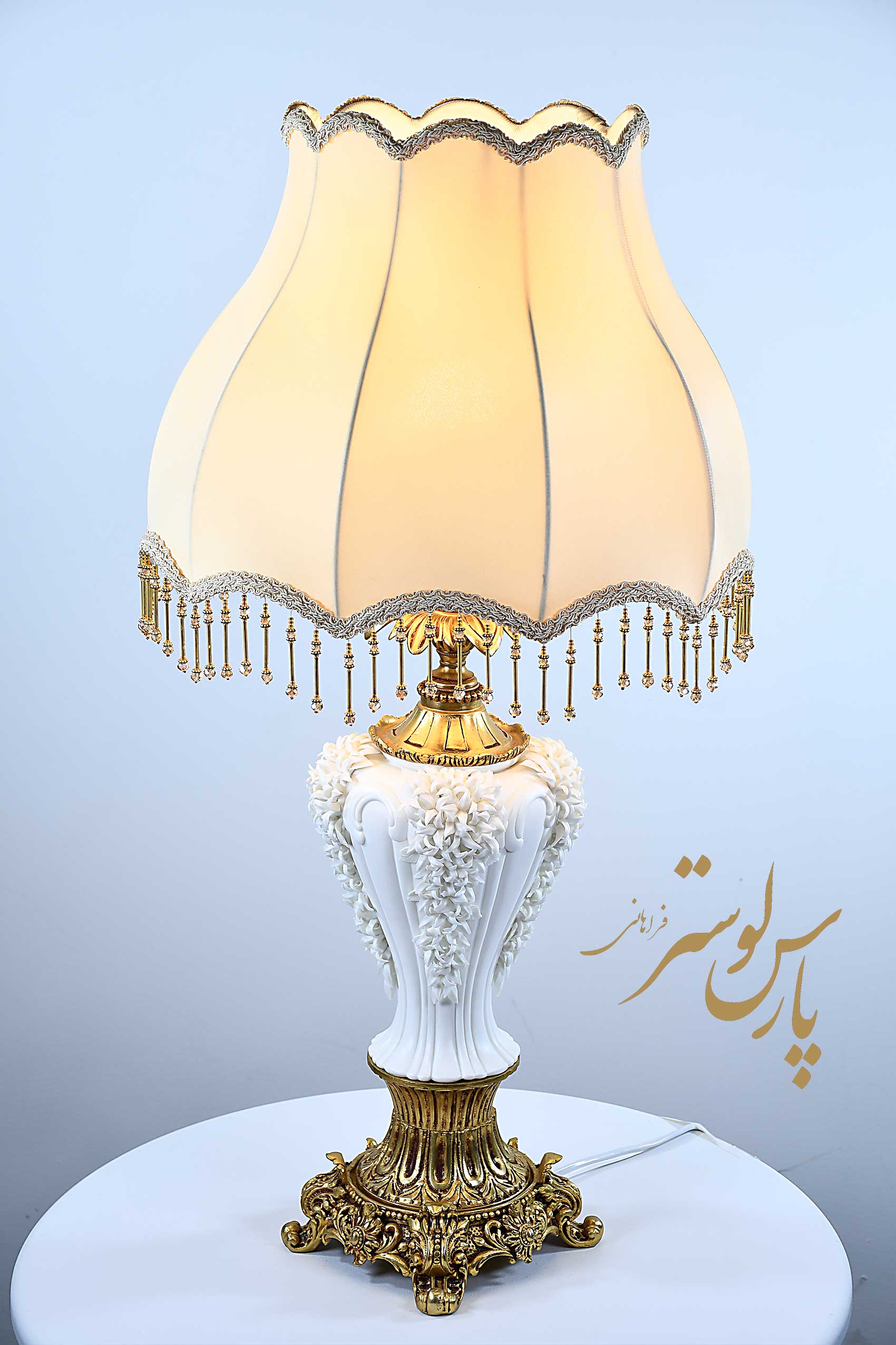 Classic lampshade آباژور رو میزی سرامیک بدنه برنزی کلاسیک