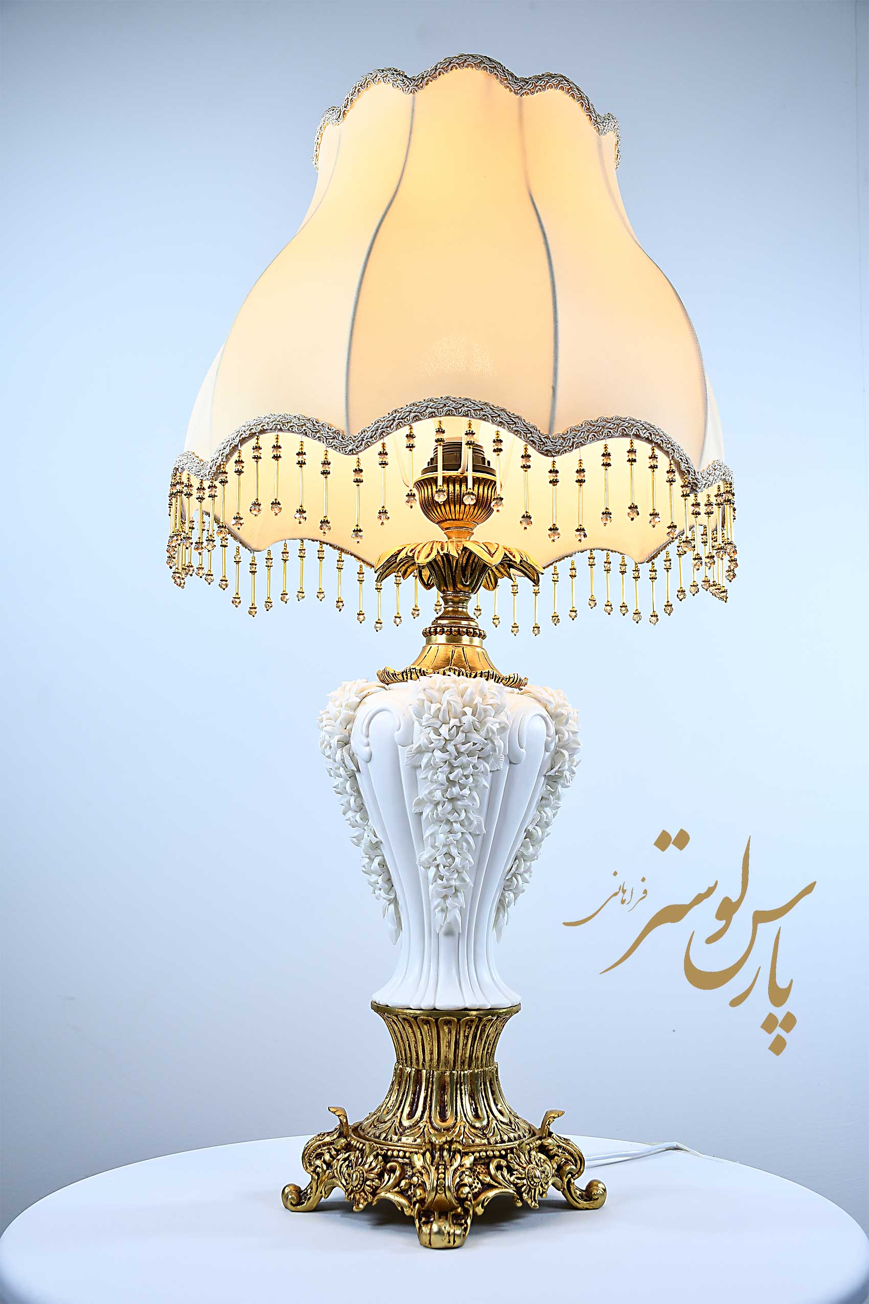 Classic lampshade آباژور رو میزی سرامیک بدنه برنزی کلاسیک