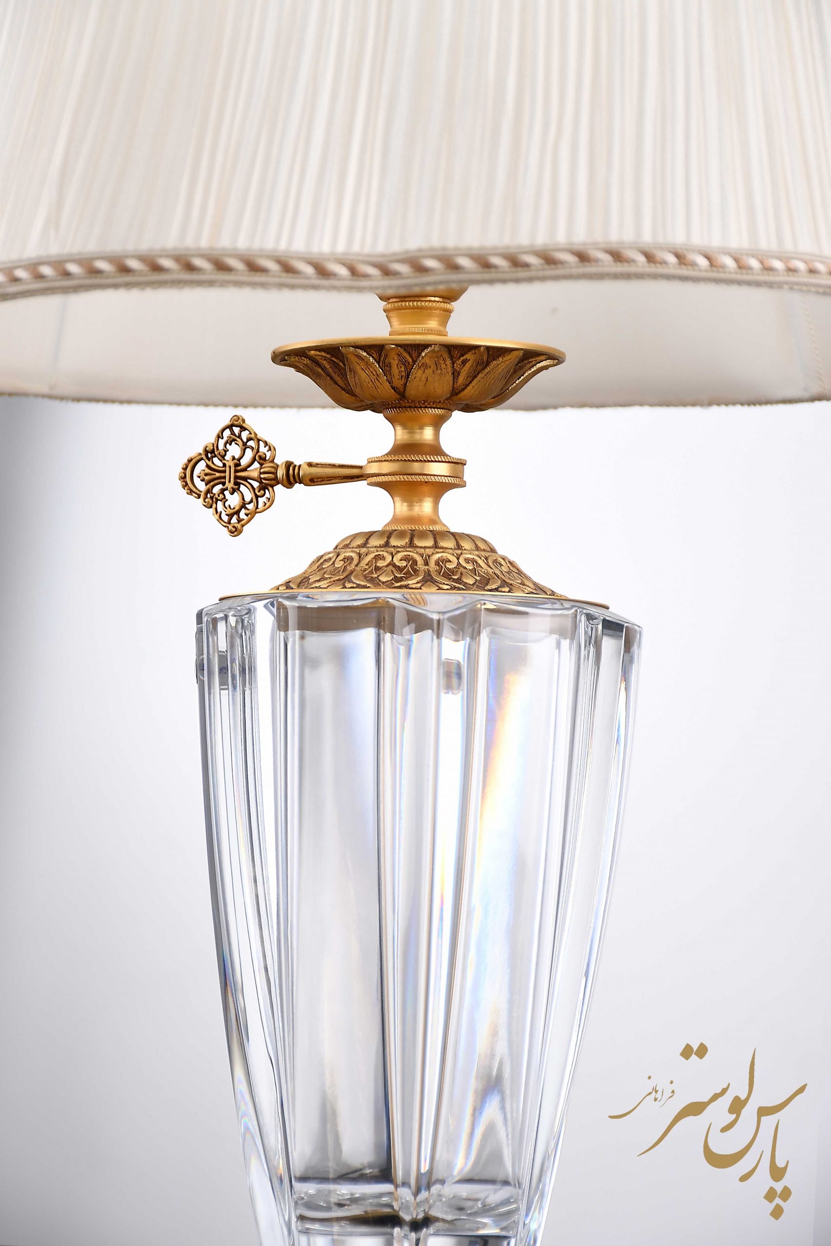 Classic lampshade آباژور جدید کریستال بدنه برنزی کلاسیک