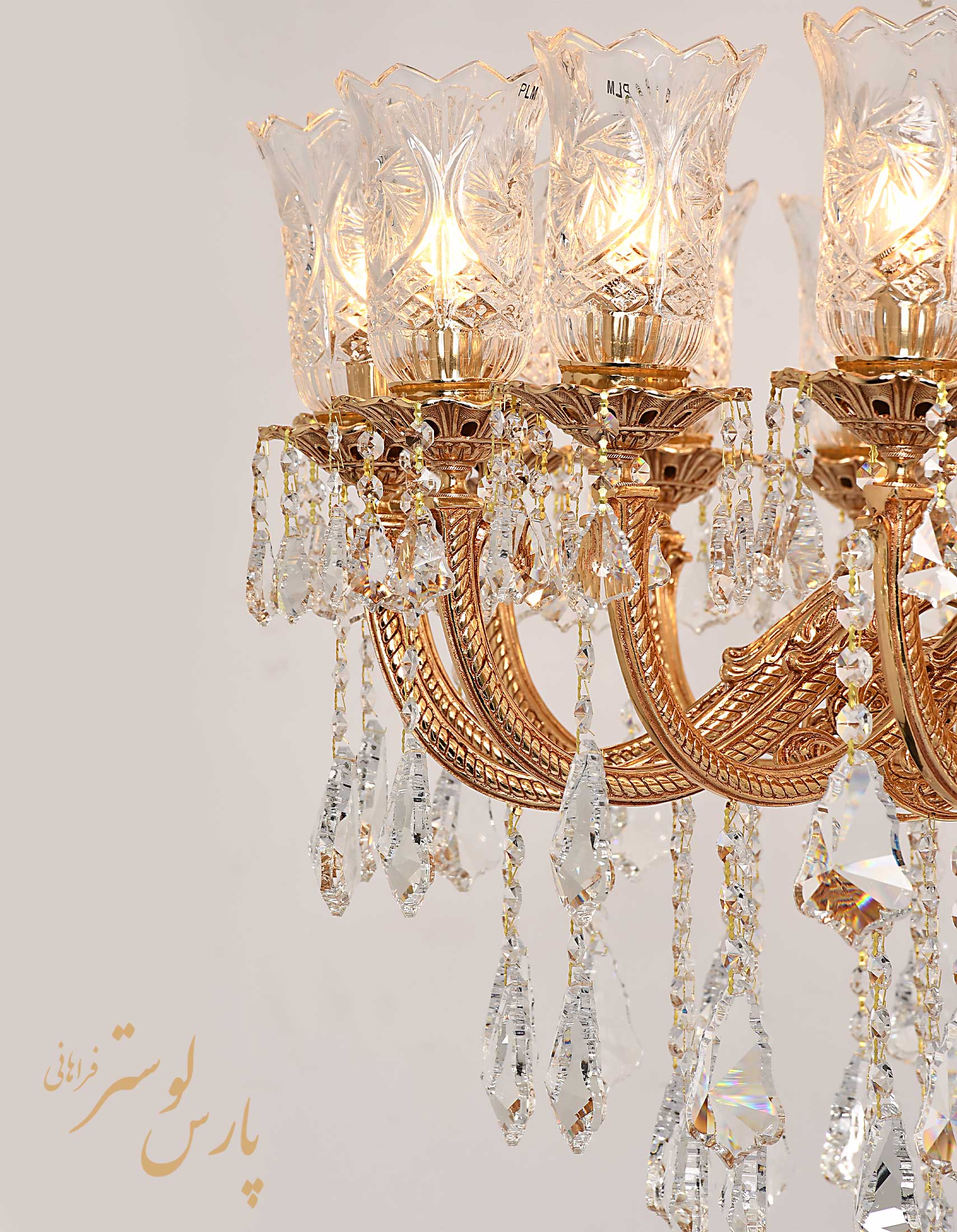 Large chandelier لوستر بزرگ بدنه برنزی کلاسیک طرح فرشته