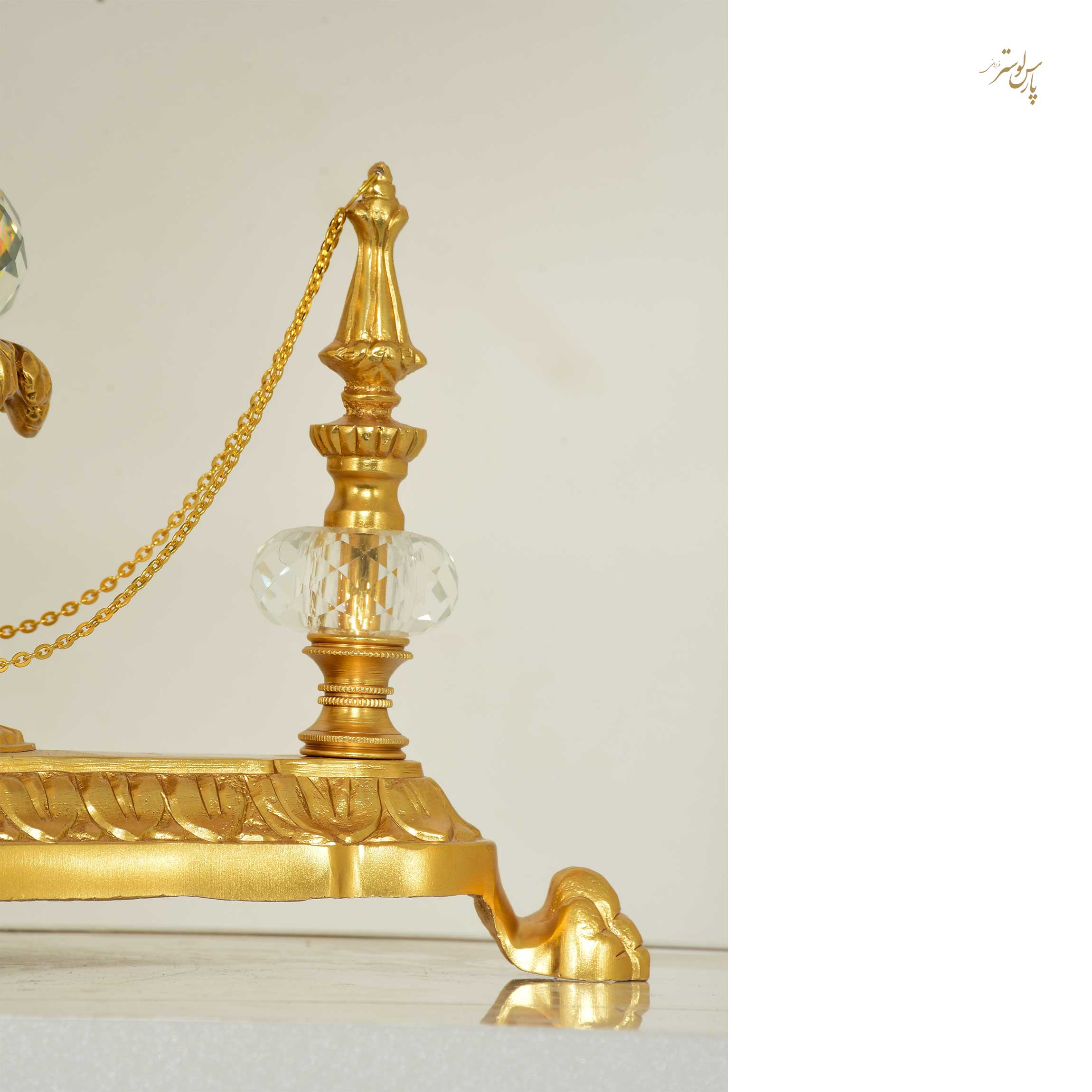 آباژور رومیزی برنزی پارس لوستر کد 920217 آباژور رومیزی برنزی پارس لوستر کد 920217