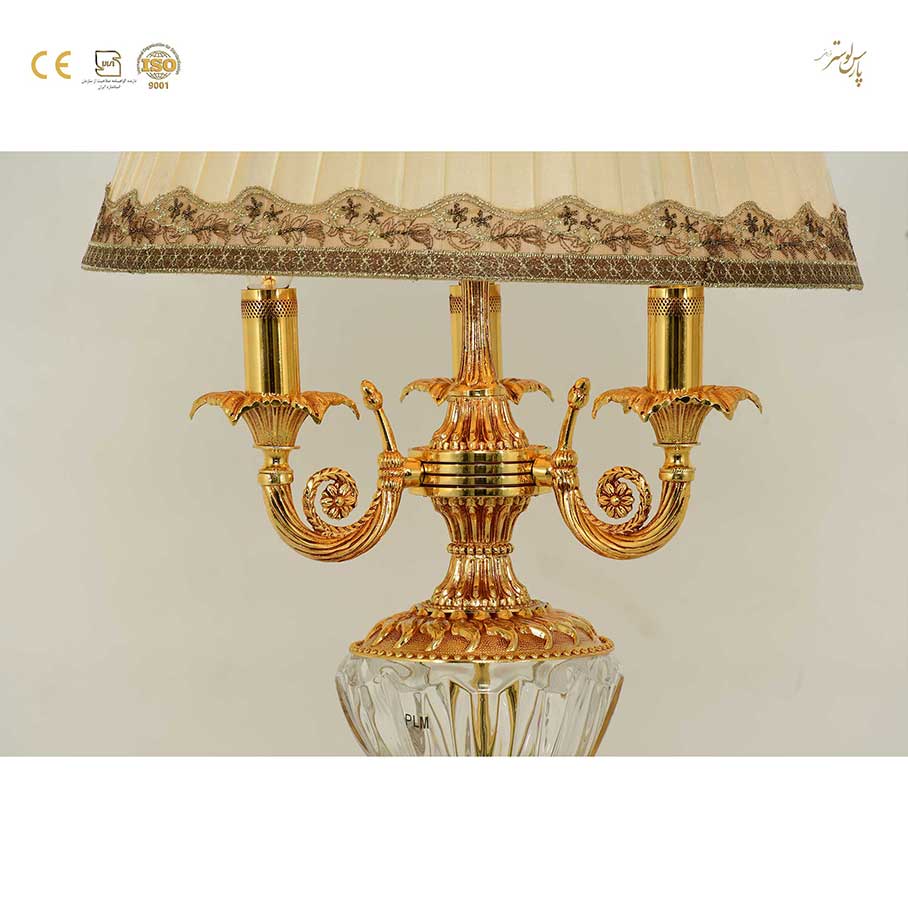 آباژور رومیزی پارس لوستر فراهانی کد 920211 آباژور رومیزی پارس لوستر فراهانی کد 920211